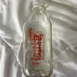 Farmhouse Vintage Church milk bottle‼️‼️‼️‼️‼️‼️
